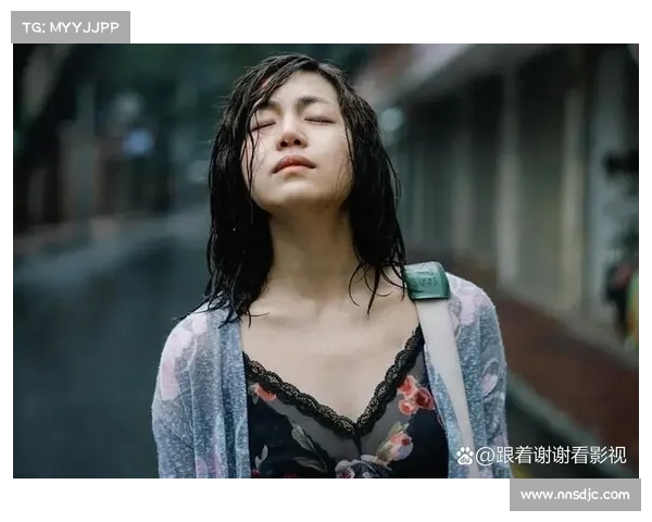 《风中有朵雨做的云》:迷狂的叙事风格与后现代的欲望宣泄 《风中有朵雨做的云》:迷狂的叙事风格与后现代的欲望宣泄
